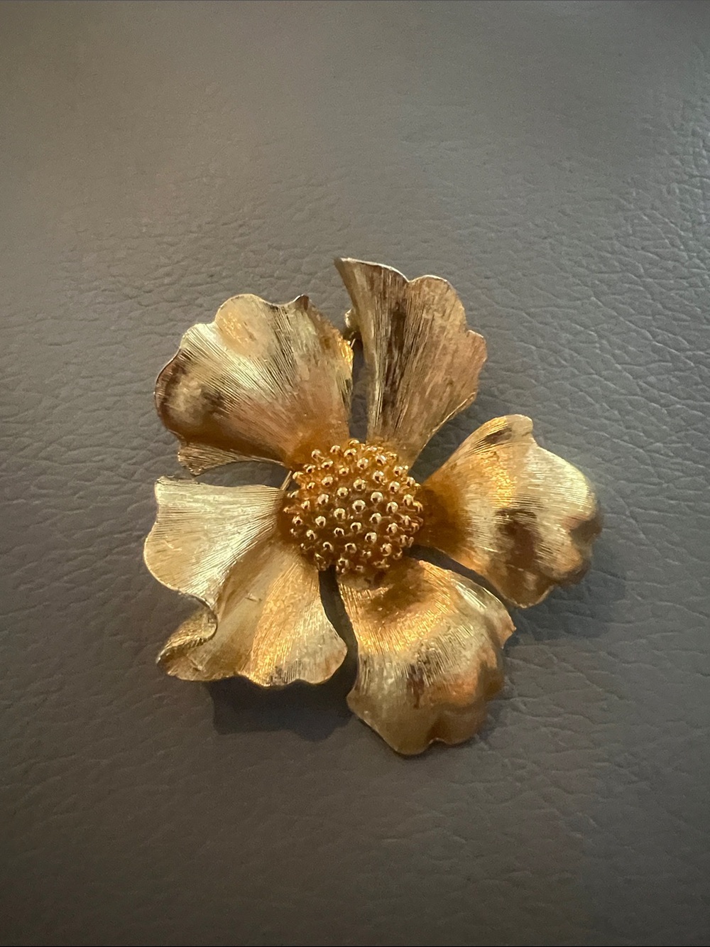 Vintage Gold Flower Brooch